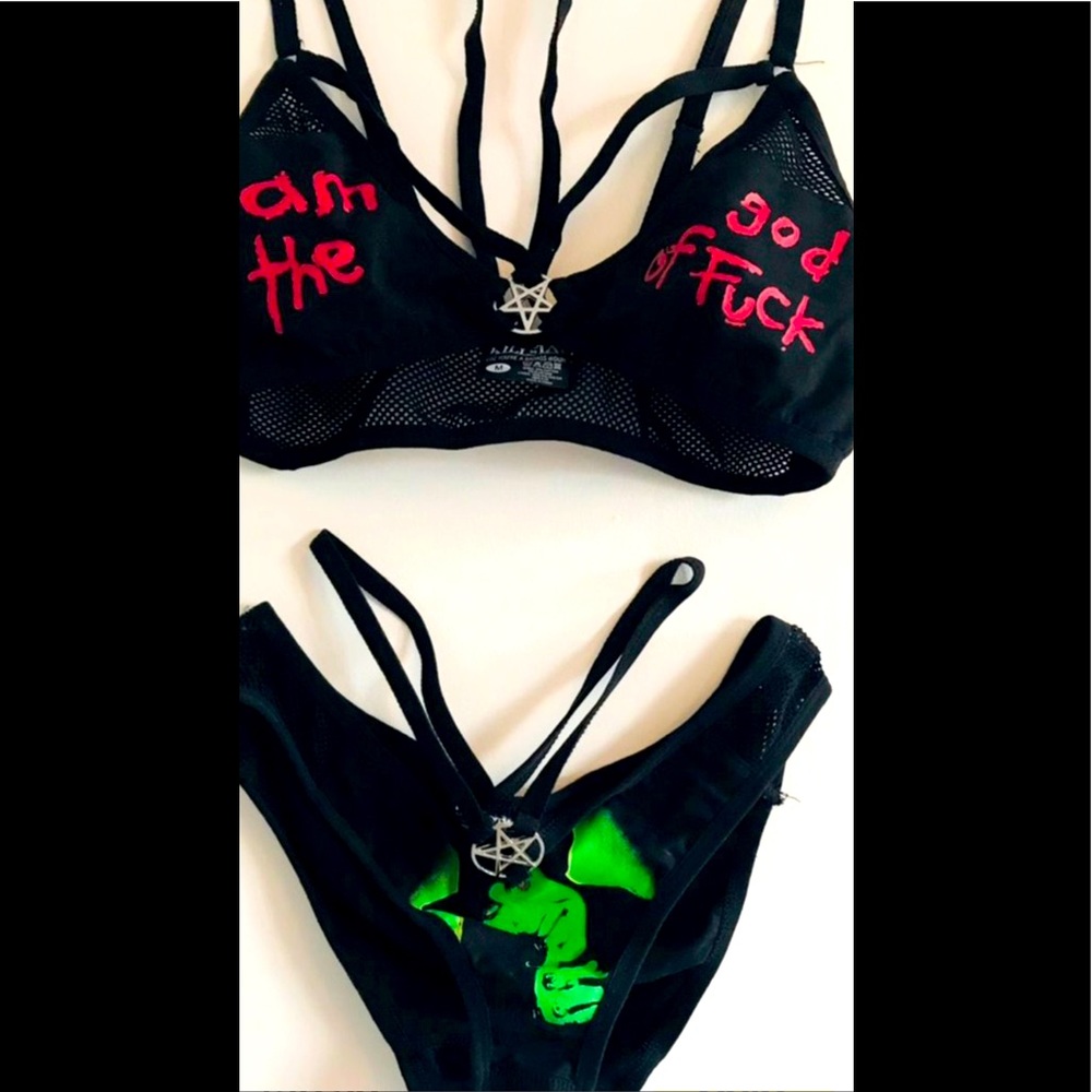 ISO Marilyn Manson Killstar, L/XL.